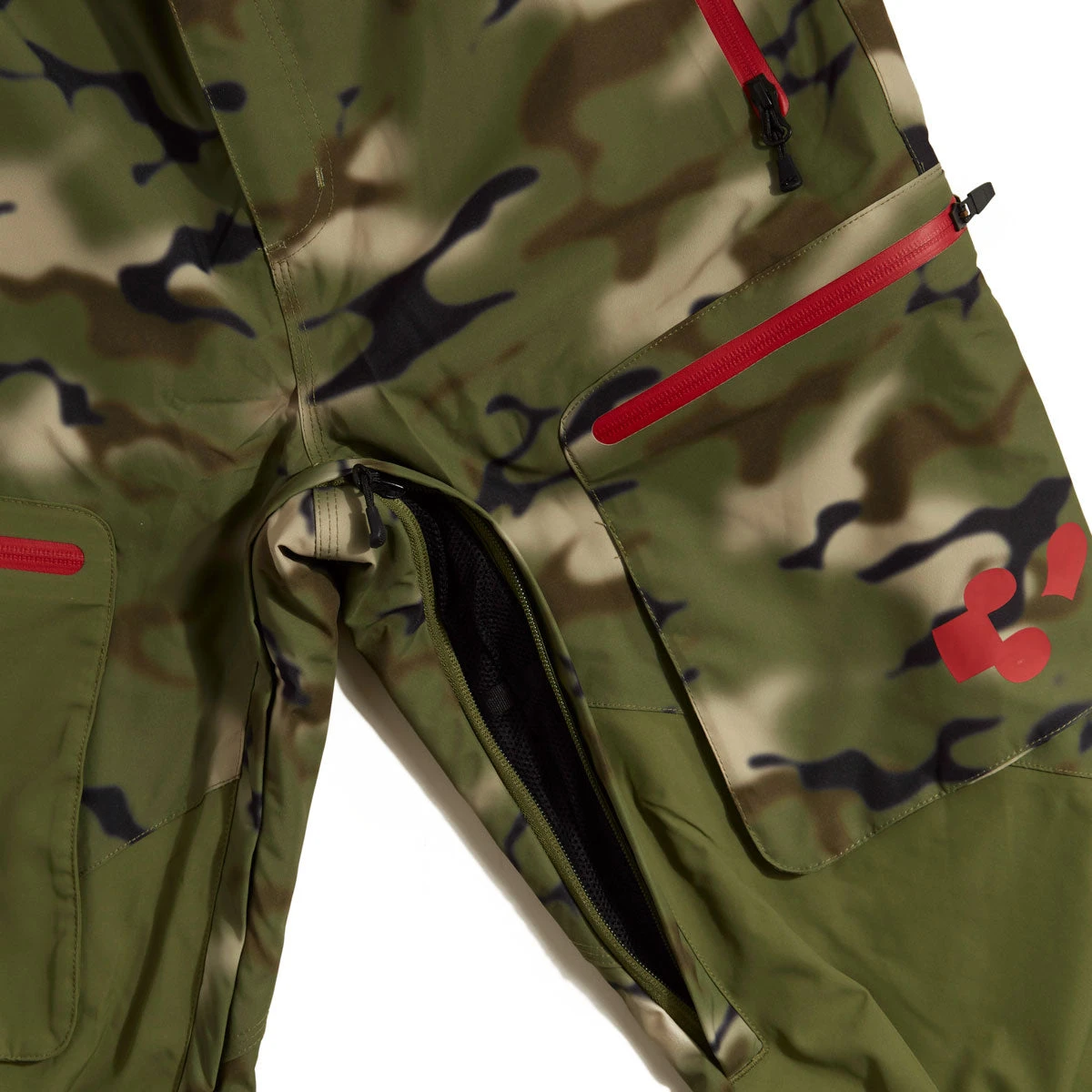 Thirty Two Tm 2023 Snowboard Pants - Camo 5 Thirty Two Tm 2023 Snowboard Pants - Camo - Image 3