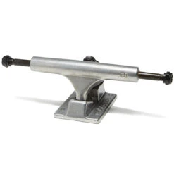 Ace 02 Low Skateboard Trucks - Polished